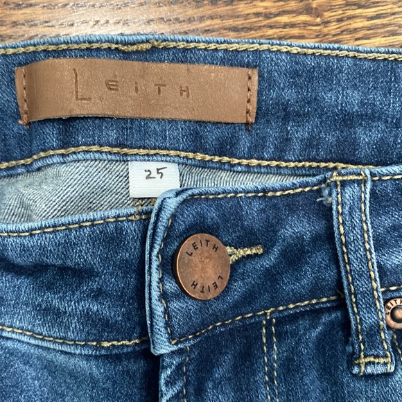 Leith denim - Picture 2 of 6